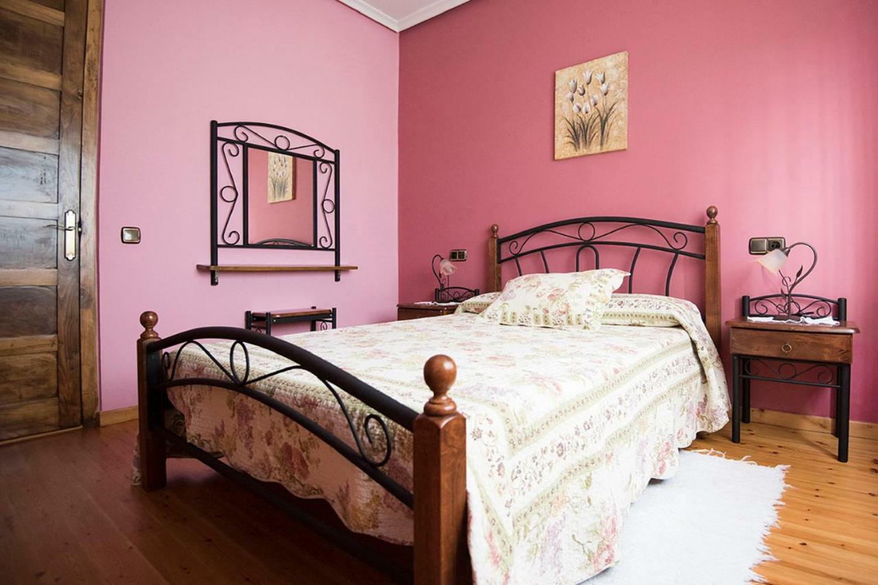 Maria La Carbayeda Guest House Luanco Exterior photo