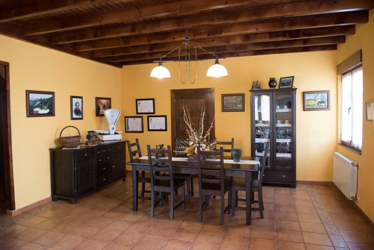 Maria La Carbayeda Guest House Luanco Exterior photo